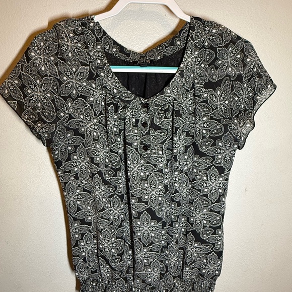 Apt. 9 Black and White Floral Blouse - Picture 1 of 1